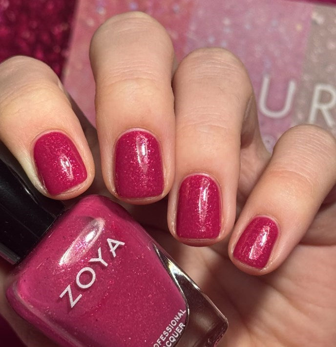Nadine * Zoya Universalus ZOYA