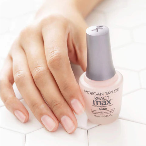 Morgan Taylor React MAX Satin – Strengthening Base Coat with Satin Finish Universalus Morgan Taylor
