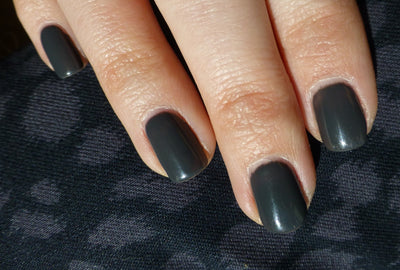 Asphalt * CND Vinylux