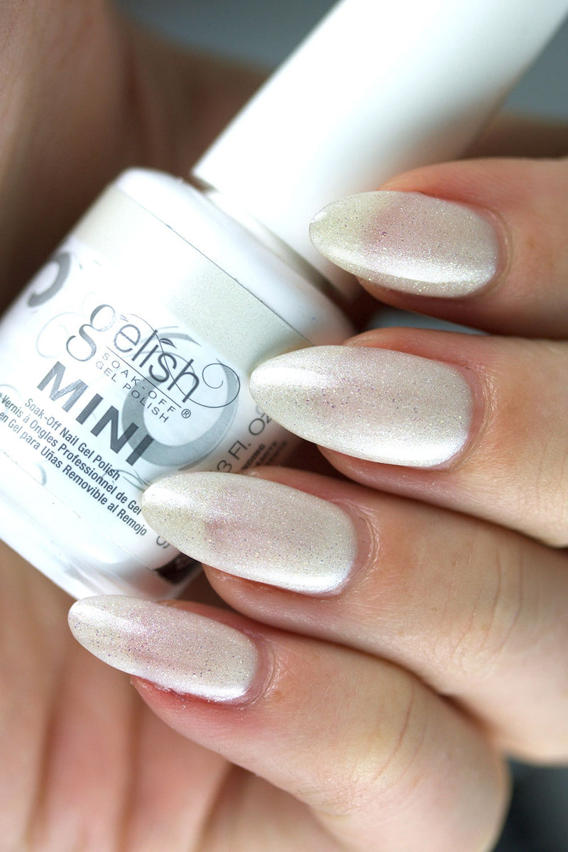 I’m Drawing a Blanco * Harmony Gelish Universalus Gelish
